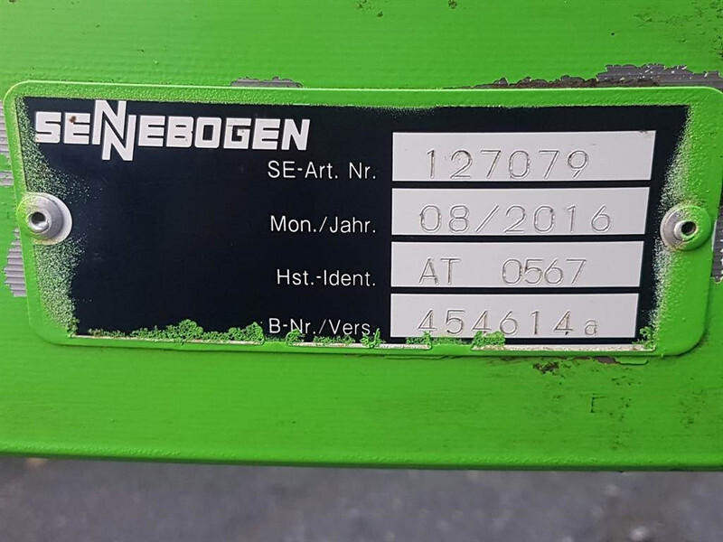 Sennebogen 127079 - 818 - Slewing ring/Drehring/Draaikrans - Raam/ Konstruktsioon: pilt 3 Sennebogen 127079 - 818 - Slewing ring/Drehring/Draaikrans - Raam/ Konstruktsioon: pilt 3