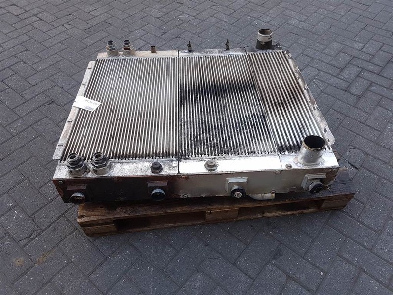 Sennebogen 818 - Cooler/Kühler/Koeler - Mootor ja varuosad - Ehitusmasinad: pilt 2 Sennebogen 818 - Cooler/Kühler/Koeler - Mootor ja varuosad - Ehitusmasinad: pilt 2