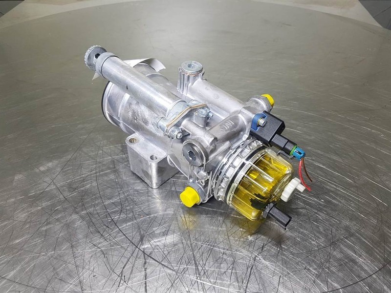 Sennebogen 818-SE1717-Fuel filter/Kraftstofffilter - Mootor ja varuosad - Ehitusmasinad: pilt 1 Sennebogen 818-SE1717-Fuel filter/Kraftstofffilter - Mootor ja varuosad - Ehitusmasinad: pilt 1