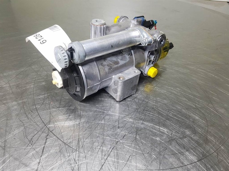 Sennebogen 818-SE1717-Fuel filter/Kraftstofffilter - Mootor ja varuosad - Ehitusmasinad: pilt 3 Sennebogen 818-SE1717-Fuel filter/Kraftstofffilter - Mootor ja varuosad - Ehitusmasinad: pilt 3