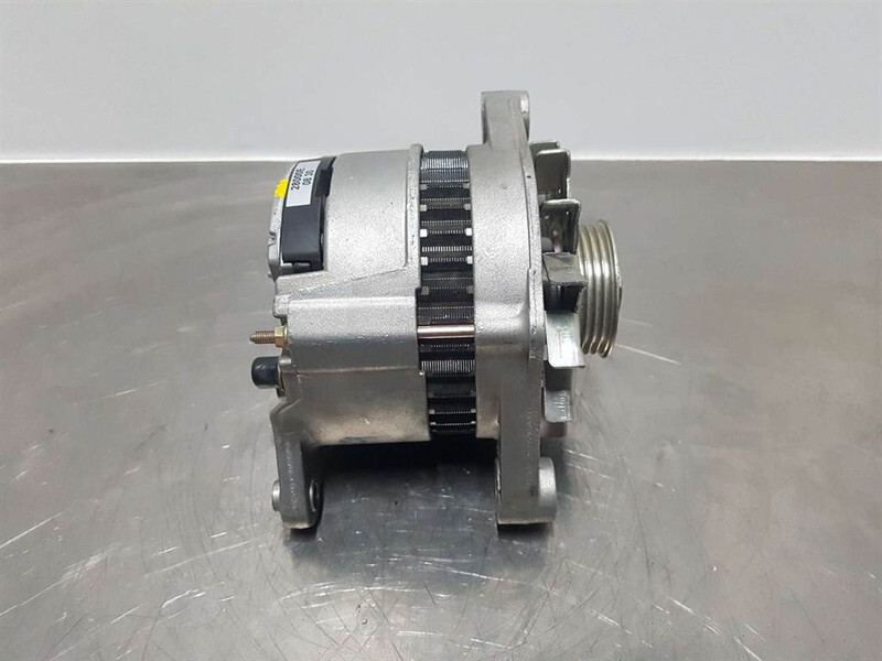Terex Schaeff SKL833-14V 65A-Alternator/Lichtmaschine/Dynamo - Mootor - Ehitusmasinad: pilt 3 Terex Schaeff SKL833-14V 65A-Alternator/Lichtmaschine/Dynamo - Mootor - Ehitusmasinad: pilt 3