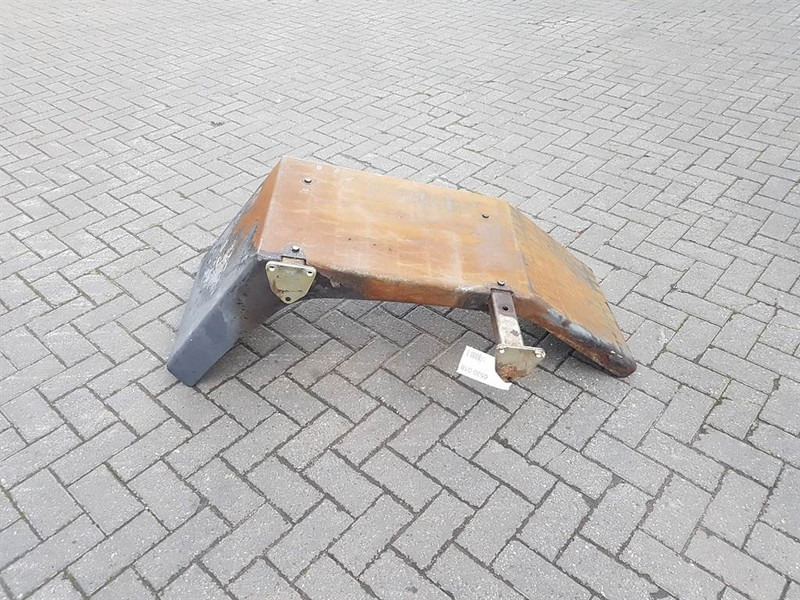 Terex TL210-0457002031-Mud guard/Kotfluegel/Spatbord - Raam/ Konstruktsioon - Ehitusmasinad: pilt 3 Terex TL210-0457002031-Mud guard/Kotfluegel/Spatbord - Raam/ Konstruktsioon - Ehitusmasinad: pilt 3