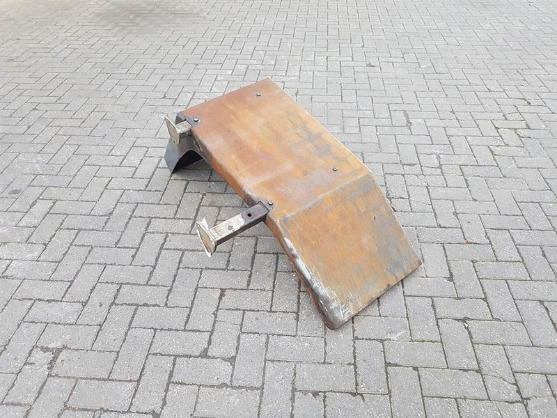 Terex TL210-0457002031-Mud guard/Kotfluegel/Spatbord - Raam/ Konstruktsioon - Ehitusmasinad: pilt 4 Terex TL210-0457002031-Mud guard/Kotfluegel/Spatbord - Raam/ Konstruktsioon - Ehitusmasinad: pilt 4