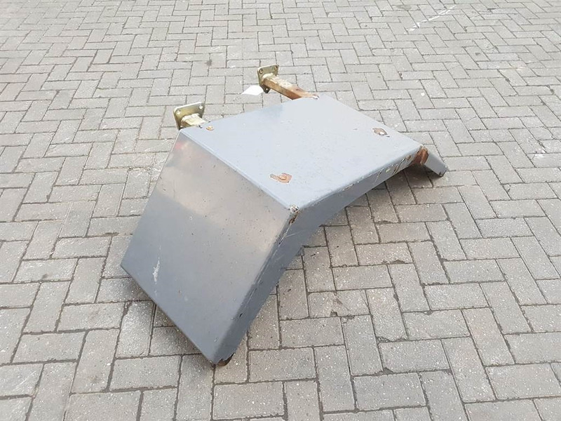 Terex TL210-0457002032/6457002032-Mud guard/Kotfluegel - Raam/ Konstruktsioon - Ehitusmasinad: pilt 1 Terex TL210-0457002032/6457002032-Mud guard/Kotfluegel - Raam/ Konstruktsioon - Ehitusmasinad: pilt 1