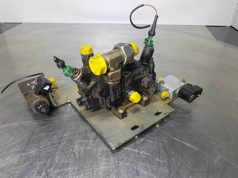 Terex TL70S-5520661864-Parker-Valve/Ventile/Ventiel - Hüdraulika: pilt 2 Terex TL70S-5520661864-Parker-Valve/Ventile/Ventiel - Hüdraulika: pilt 2
