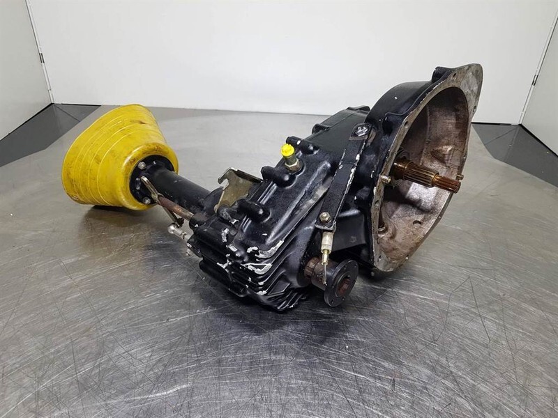 - Transmission/Getriebe/Transmissiebak - Käigukast ja varuosad - Ehitusmasinad: pilt 5 - Transmission/Getriebe/Transmissiebak - Käigukast ja varuosad - Ehitusmasinad: pilt 5
