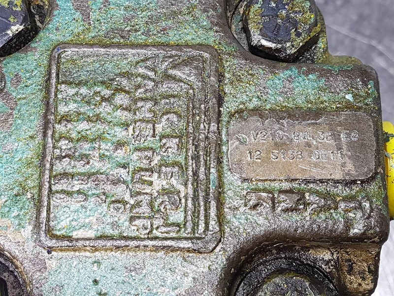 Vickers V210-8W - Gearpump/Zahnradpumpe/Tandwielpomp - Hüdraulika: pilt 5 Vickers V210-8W - Gearpump/Zahnradpumpe/Tandwielpomp - Hüdraulika: pilt 5