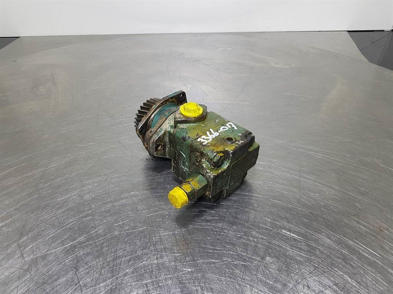 Vickers V210-8W - Gearpump/Zahnradpumpe/Tandwielpomp - Hüdraulika: pilt 4 Vickers V210-8W - Gearpump/Zahnradpumpe/Tandwielpomp - Hüdraulika: pilt 4