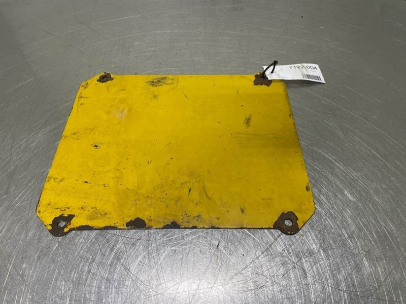 Volvo L30D-ZM2812780-Hood/Haube/Kap - Raam/ Konstruktsioon - Ehitusmasinad: pilt 1 Volvo L30D-ZM2812780-Hood/Haube/Kap - Raam/ Konstruktsioon - Ehitusmasinad: pilt 1