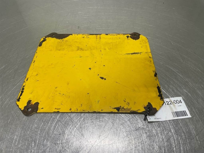 Volvo L30D-ZM2812780-Hood/Haube/Kap - Raam/ Konstruktsioon - Ehitusmasinad: pilt 3 Volvo L30D-ZM2812780-Hood/Haube/Kap - Raam/ Konstruktsioon - Ehitusmasinad: pilt 3
