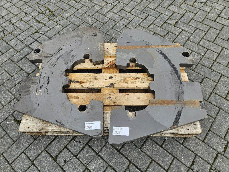 Volvo L35B-ZM2811921-Counterweight/Heckgewicht - Raam/ Konstruktsioon - Ehitusmasinad: pilt 2 Volvo L35B-ZM2811921-Counterweight/Heckgewicht - Raam/ Konstruktsioon - Ehitusmasinad: pilt 2