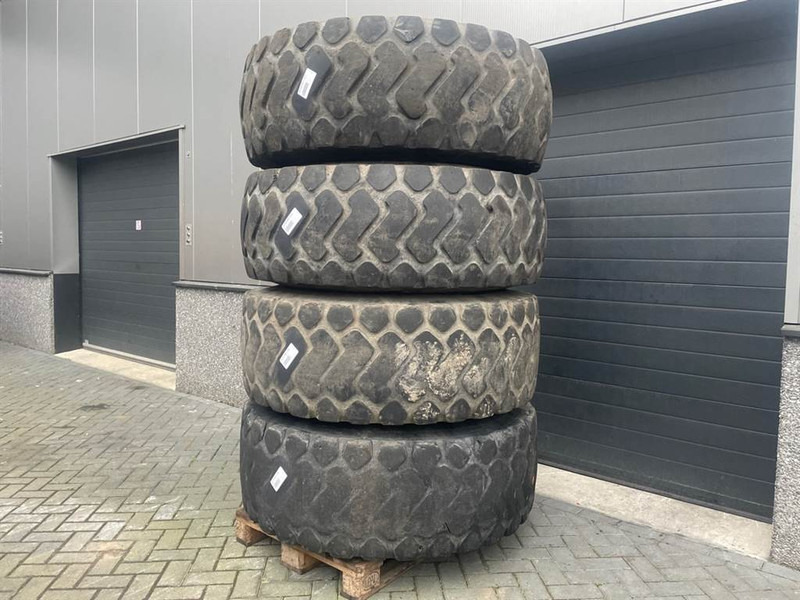 Werklust WG35E-Michelin 20.5R25-Tire/Reifen/Band - Rehvid ja veljed - Ehitusmasinad: pilt 2 Werklust WG35E-Michelin 20.5R25-Tire/Reifen/Band - Rehvid ja veljed - Ehitusmasinad: pilt 2