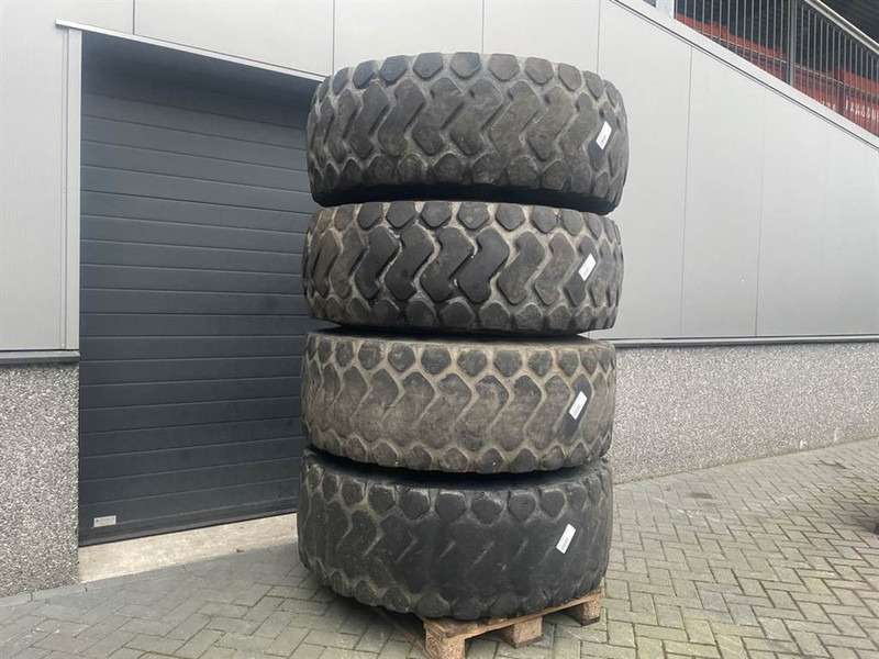 Werklust WG35E-Michelin 20.5R25-Tire/Reifen/Band - Rehvid ja veljed - Ehitusmasinad: pilt 3 Werklust WG35E-Michelin 20.5R25-Tire/Reifen/Band - Rehvid ja veljed - Ehitusmasinad: pilt 3