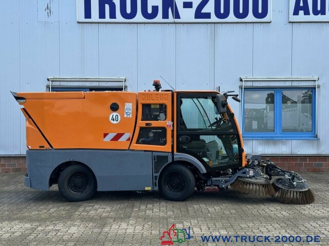 DULEVO 2000 3 Besen- 4x4Allrad- 4 Radlenkung - Tänavapühkimismasin: pilt 5 DULEVO 2000 3 Besen- 4x4Allrad- 4 Radlenkung - Tänavapühkimismasin: pilt 5