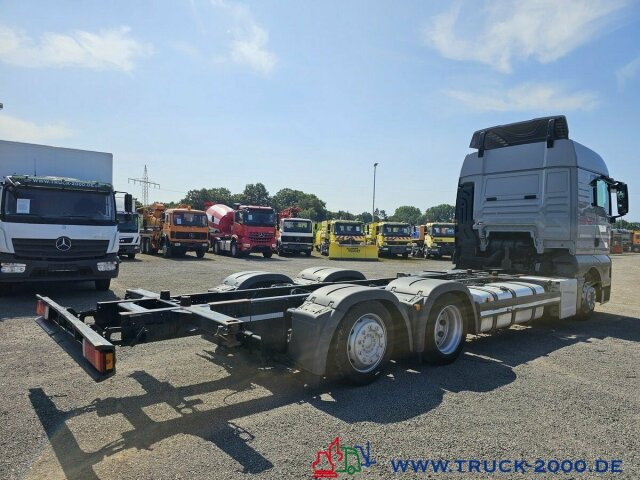 MAN TGX 26.460 XXL LowLiner Jumbo Retarder 2 Betten - Konteinerveduk/ Tõstukiga veoauto: pilt 2 MAN TGX 26.460 XXL LowLiner Jumbo Retarder 2 Betten - Konteinerveduk/ Tõstukiga veoauto: pilt 2