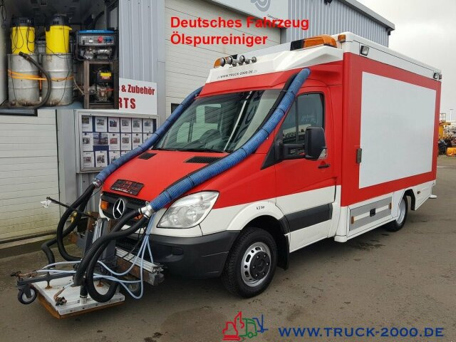 Mercedes-Benz 515 CDI Ölspurreiniger Technik Bj. 2013 - Tänavapühkimismasin: pilt 1 Mercedes-Benz 515 CDI Ölspurreiniger Technik Bj. 2013 - Tänavapühkimismasin: pilt 1
