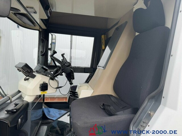 Ravo 540 3 Besensystem Sweeper + Sprühen 50 Km/h - Tänavapühkimismasin: pilt 5 Ravo 540 3 Besensystem Sweeper + Sprühen 50 Km/h - Tänavapühkimismasin: pilt 5