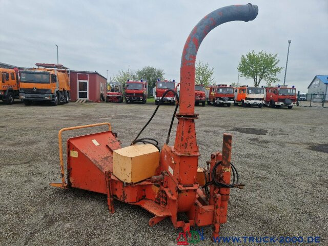 Unimog Dücker HF 760 Holz Häcksler Schredder Zapfwelle - Puiduhakkurid: pilt 4 Unimog Dücker HF 760 Holz Häcksler Schredder Zapfwelle - Puiduhakkurid: pilt 4