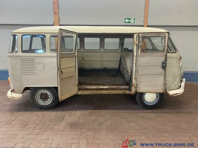 Volkswagen Bus mit Scheiben Restaurierungsobjekt Verzollt - Kaubik: pilt 3 Volkswagen Bus mit Scheiben Restaurierungsobjekt Verzollt - Kaubik: pilt 3