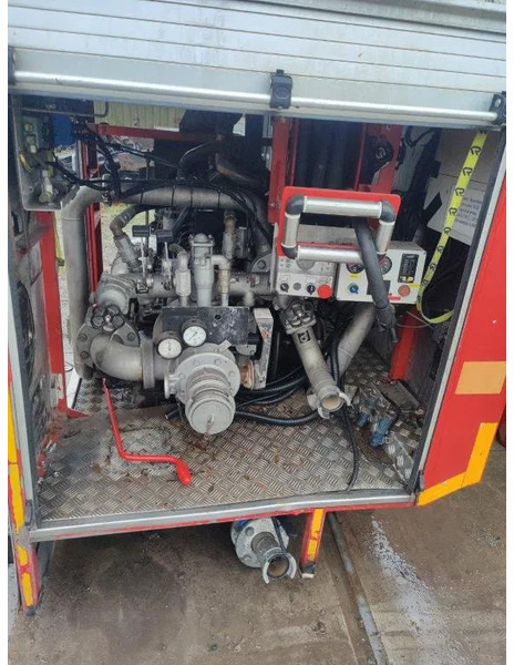 Diversen Rosenbauer N20 Waterpomp / brandweerpomp - Veepump: pilt 3 Diversen Rosenbauer N20 Waterpomp / brandweerpomp - Veepump: pilt 3