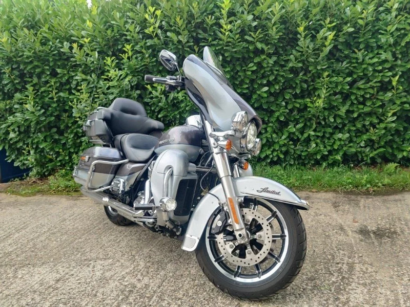 Harley-Davidson Electra Glide Ultra Limited 103" - Mootorratas: pilt 1 Harley-Davidson Electra Glide Ultra Limited 103" - Mootorratas: pilt 1