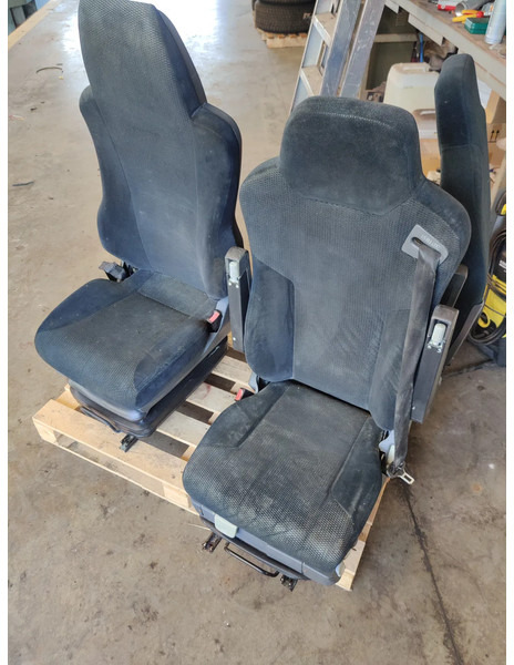 MAN Stoel Zetel MAN TGA / TGS/ TGL / TGX - Iste - Veoauto: pilt 1 MAN Stoel Zetel MAN TGA / TGS/ TGL / TGX - Iste - Veoauto: pilt 1