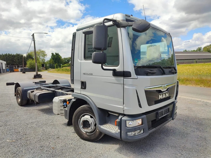 MAN TGL 12.250 Chassis cabine Euro6 - Kabiinišassiiga veoauto: pilt 1 MAN TGL 12.250 Chassis cabine Euro6 - Kabiinišassiiga veoauto: pilt 1