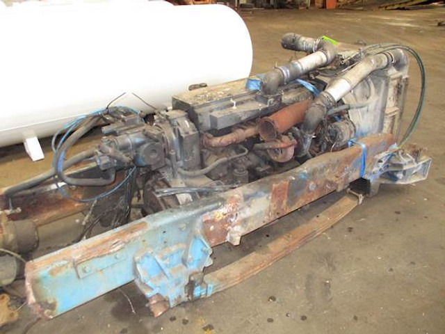 Cummins L10-325 - Mootor - Veoauto: pilt 2 Cummins L10-325 - Mootor - Veoauto: pilt 2