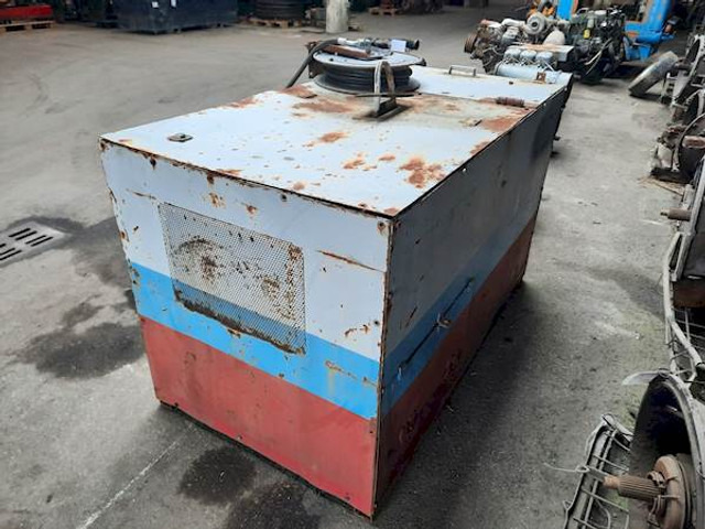 Deutz F2L912 - Mootor ja varuosad: pilt 3 Deutz F2L912 - Mootor ja varuosad: pilt 3