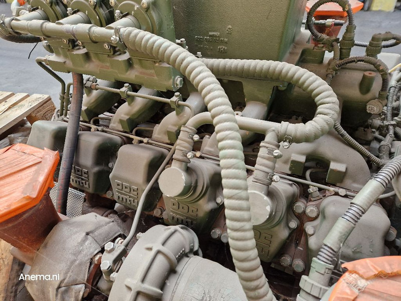 MTU (MERCEDES-BENZ) 12V 2000 - Mootor: pilt 5 MTU (MERCEDES-BENZ) 12V 2000 - Mootor: pilt 5