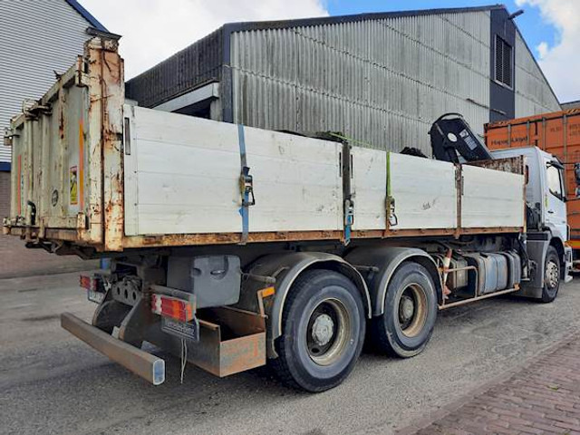 Mercedes-Benz 2633 6X4 - Kallurauto: pilt 4 Mercedes-Benz 2633 6X4 - Kallurauto: pilt 4