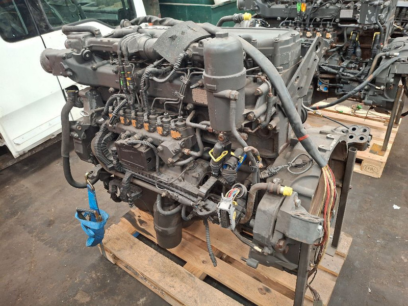 PACCAR PR228S2 (310HP) - Mootor: pilt 2 PACCAR PR228S2 (310HP) - Mootor: pilt 2