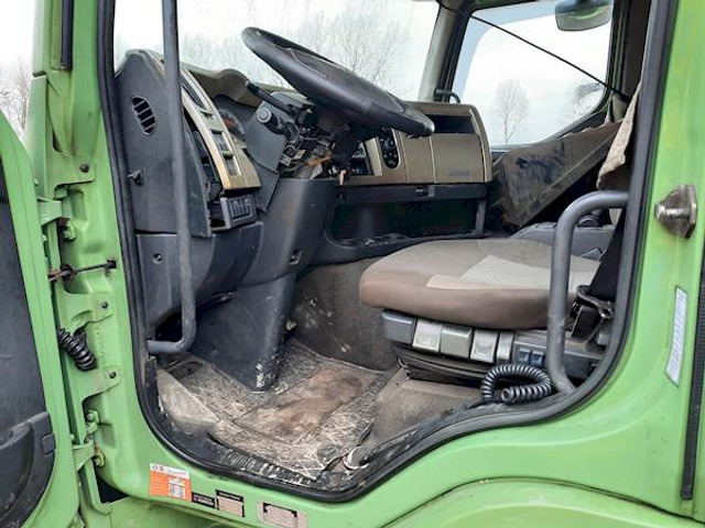 Renault PREMIUM 460 DXI - Sadulveok: pilt 5 Renault PREMIUM 460 DXI - Sadulveok: pilt 5