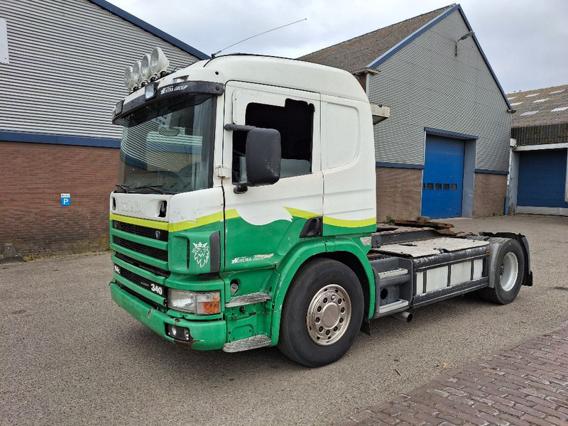 Scania P114 LA4X2 NA 7115 - Sadulveok: pilt 1 Scania P114 LA4X2 NA 7115 - Sadulveok: pilt 1