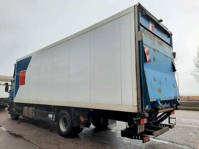 Scania P 270 DB4X2MNB - Külmutiga veoauto: pilt 4 Scania P 270 DB4X2MNB - Külmutiga veoauto: pilt 4