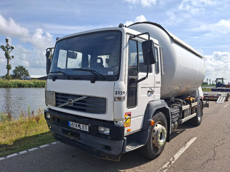 Volvo FL 250 GAS / LPG - Tsisternauto: pilt 1 Volvo FL 250 GAS / LPG - Tsisternauto: pilt 1