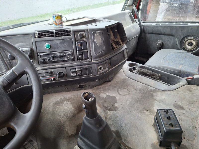 Volvo FM 12-380 8X4 STEEL SUSPENSION - Kallurauto: pilt 2 Volvo FM 12-380 8X4 STEEL SUSPENSION - Kallurauto: pilt 2