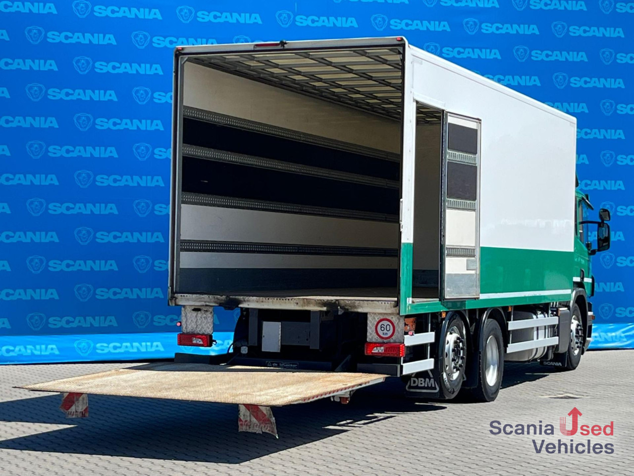 SCANIA P 320 DB6x2*4MNB RETARDER FULL AIR 8T TAIL LIFT 2T - Kabiinišassiiga veoauto: pilt 2 SCANIA P 320 DB6x2*4MNB RETARDER FULL AIR 8T TAIL LIFT 2T - Kabiinišassiiga veoauto: pilt 2