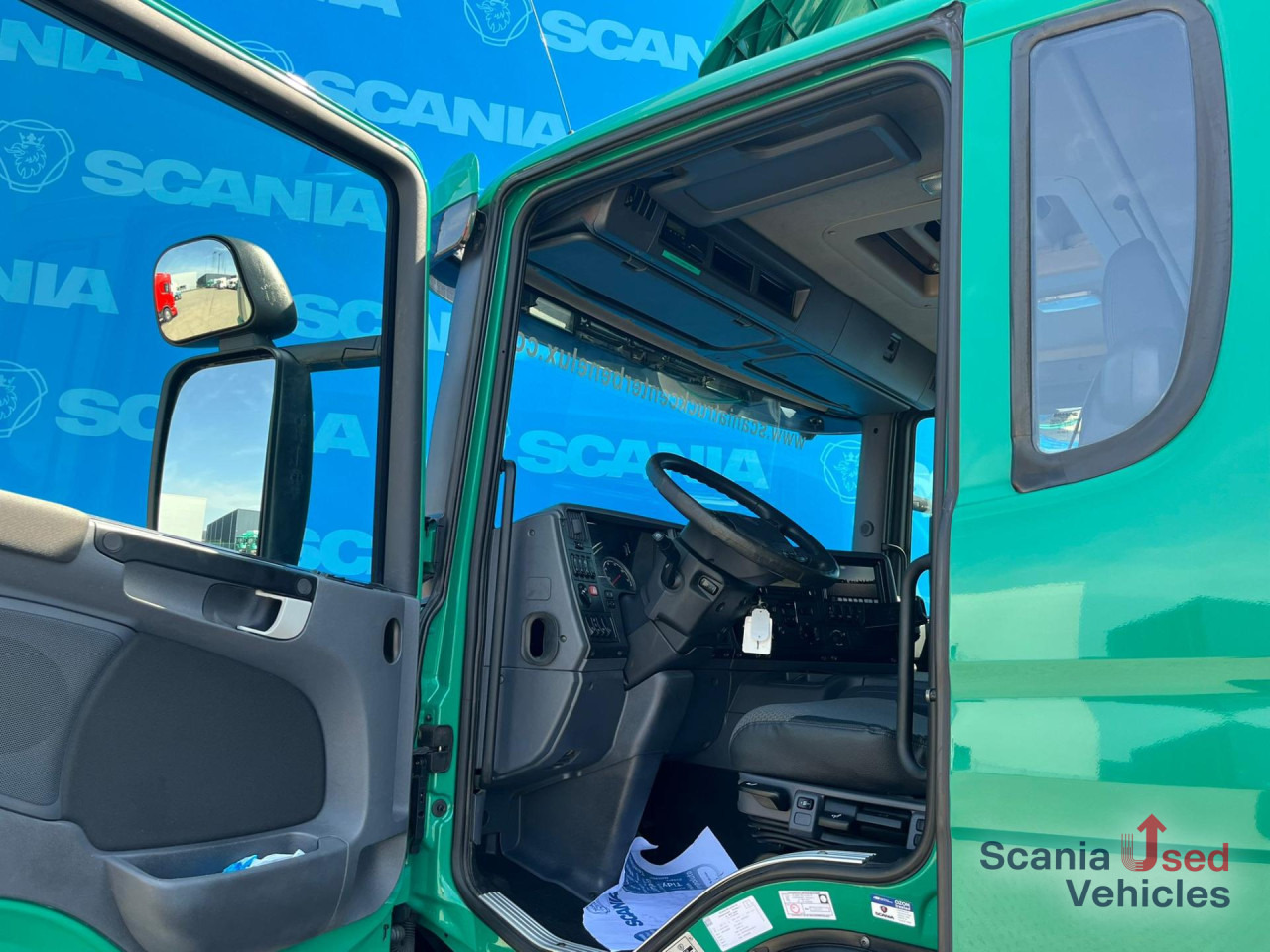 SCANIA P 320 DB6x2*4MNB RETARDER FULL AIR 8T TAIL LIFT 2T - Kasti veoauto: pilt 3 SCANIA P 320 DB6x2*4MNB RETARDER FULL AIR 8T TAIL LIFT 2T - Kasti veoauto: pilt 3