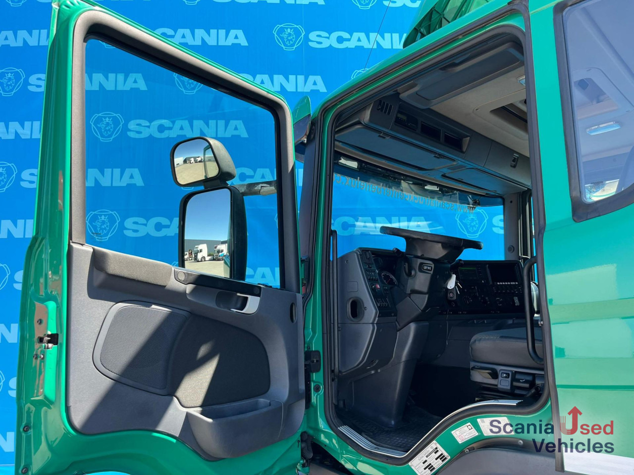 SCANIA P 320 DB6x2*4MNB RETARDER FULL AIR 8T TAIL LIFT 2T - Kabiinišassiiga veoauto: pilt 3 SCANIA P 320 DB6x2*4MNB RETARDER FULL AIR 8T TAIL LIFT 2T - Kabiinišassiiga veoauto: pilt 3