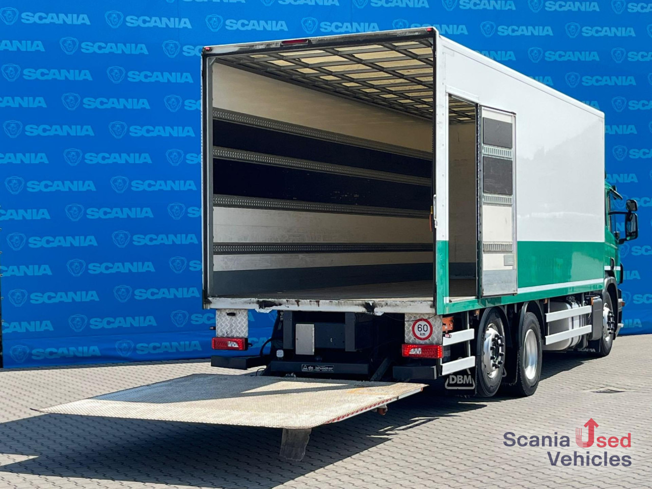 SCANIA P 320 DB6x2*4MNB RETARDER FULL AIR 8T TAIL LIFT 2T - Kasti veoauto: pilt 2 SCANIA P 320 DB6x2*4MNB RETARDER FULL AIR 8T TAIL LIFT 2T - Kasti veoauto: pilt 2