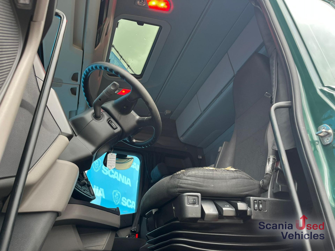 SCANIA R 410 A4x2NA RETARDER ADR FL LED ACC - Sadulveok: pilt 2 SCANIA R 410 A4x2NA RETARDER ADR FL LED ACC - Sadulveok: pilt 2