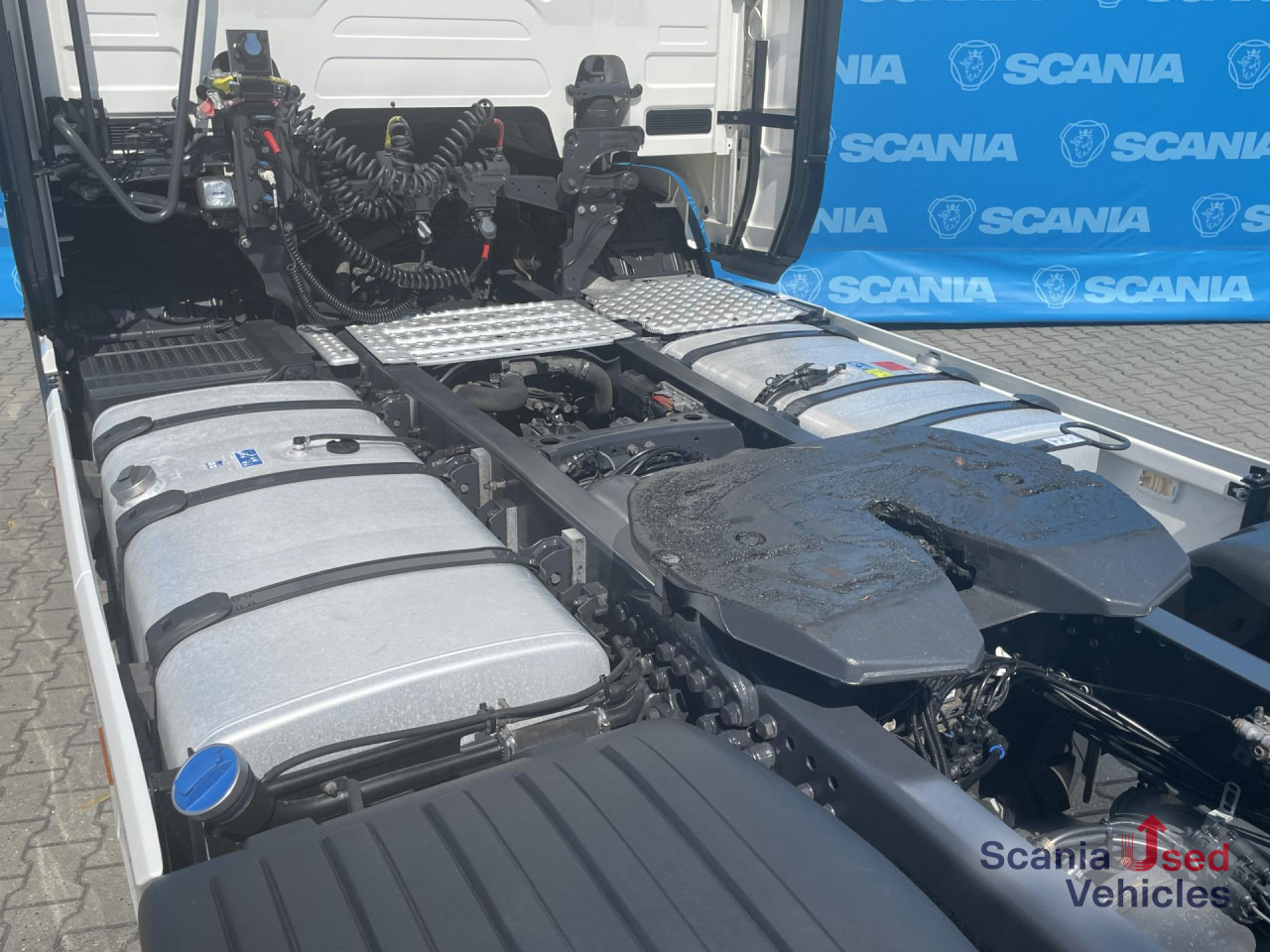Sadulveok SCANIA R 450 A4x2NA DIFF-L RETARDER ACC 2X TANK: pilt 13