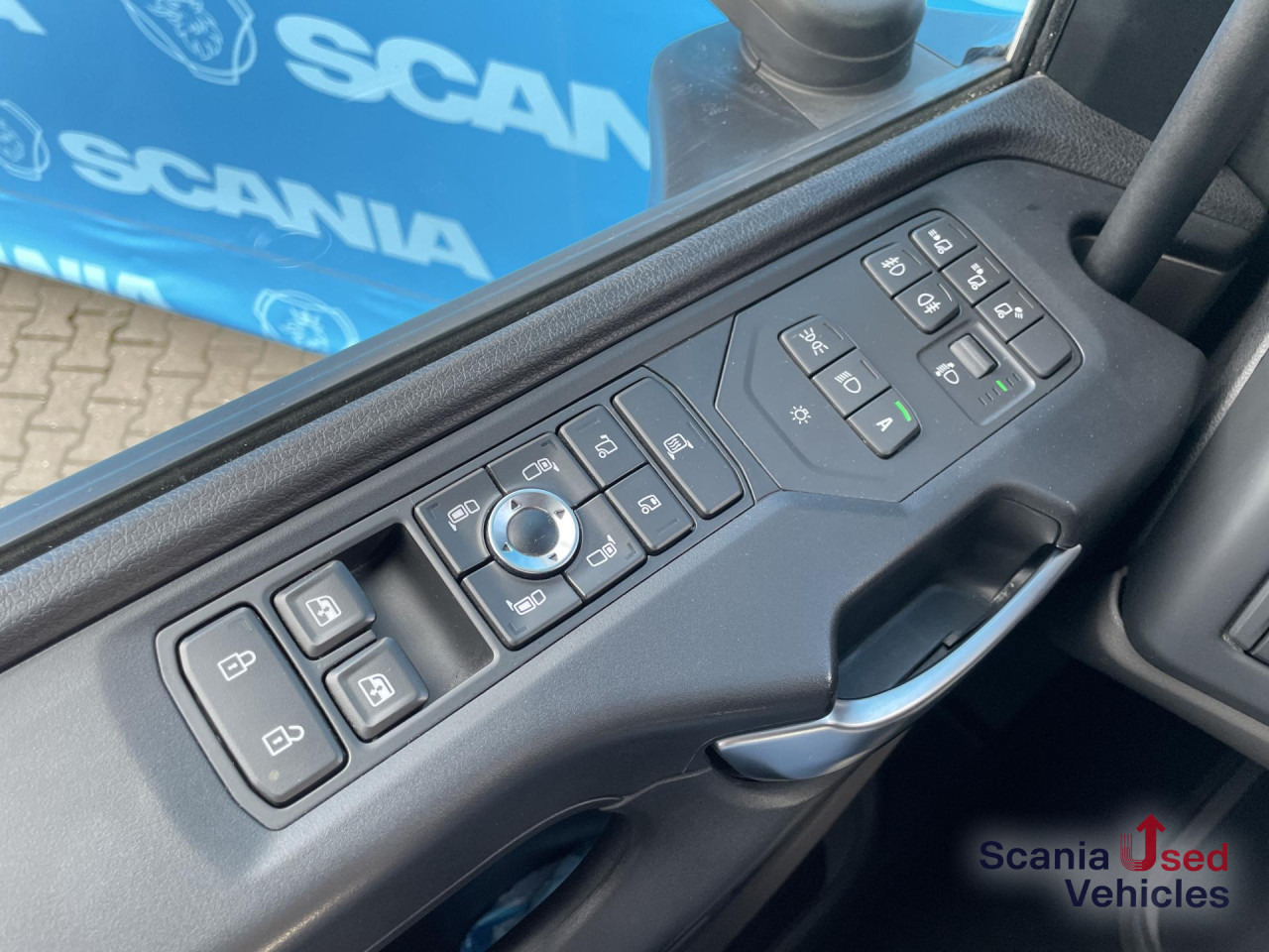 SCANIA R 450 A4x2NB RETARDER DIFF-L FULL AIR 8T ACC - Sadulveok: pilt 5 SCANIA R 450 A4x2NB RETARDER DIFF-L FULL AIR 8T ACC - Sadulveok: pilt 5