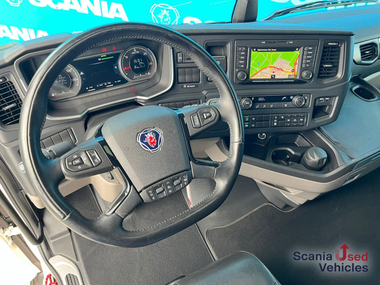 SCANIA S 460 A4x2NB CRB FULL AIR 8T DIFF-L P-AIRCO SMART2 - Sadulveok: pilt 4 SCANIA S 460 A4x2NB CRB FULL AIR 8T DIFF-L P-AIRCO SMART2 - Sadulveok: pilt 4