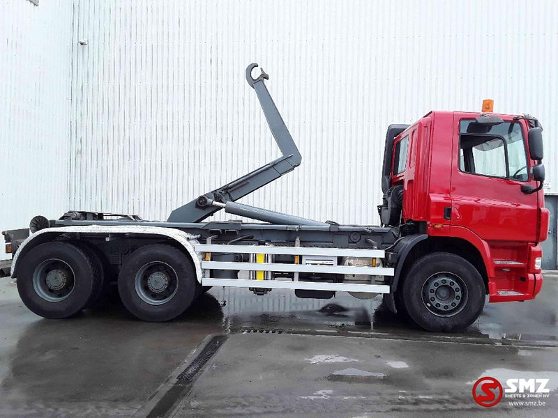 DAF 85 CF 410 6x4 - Konteinerveduk/ Tõstukiga veoauto: pilt 4 DAF 85 CF 410 6x4 - Konteinerveduk/ Tõstukiga veoauto: pilt 4