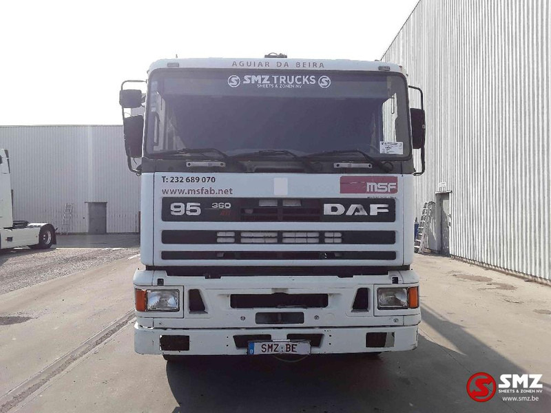 DAF 95 360 ATI lames hiab 125 Steel top - Madelveok/ Platvormveok, Kraanaga veoauto: pilt 2 DAF 95 360 ATI lames hiab 125 Steel top - Madelveok/ Platvormveok, Kraanaga veoauto: pilt 2