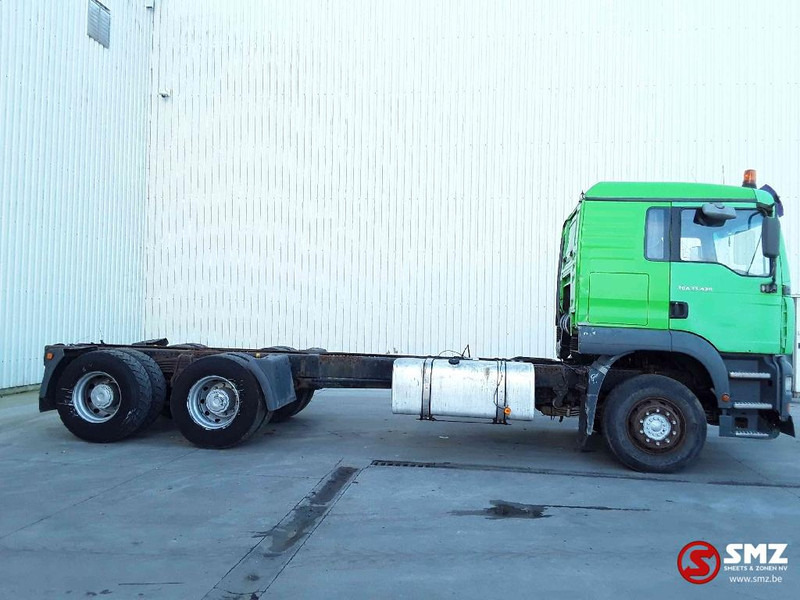 MAN TGA 33.430 problem boite/gearbox - Kabiinišassiiga veoauto: pilt 4 MAN TGA 33.430 problem boite/gearbox - Kabiinišassiiga veoauto: pilt 4