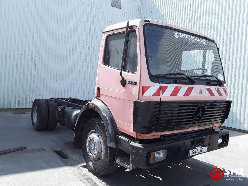 Mercedes-Benz SK 1722 lames steel - Kabiinišassiiga veoauto: pilt 1 Mercedes-Benz SK 1722 lames steel - Kabiinišassiiga veoauto: pilt 1
