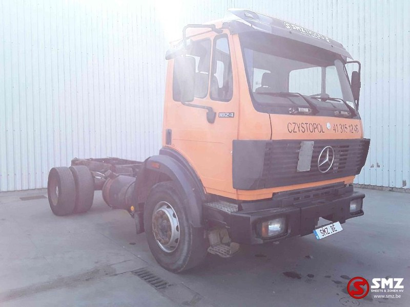 Mercedes-Benz SK 1824 lames-steel no 1922 - Kabiinišassiiga veoauto: pilt 1 Mercedes-Benz SK 1824 lames-steel no 1922 - Kabiinišassiiga veoauto: pilt 1